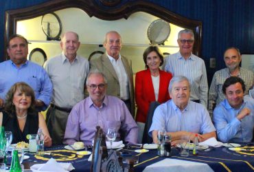 Socios de Voces Mineras analizan alcances del proceso constitucional para la minería