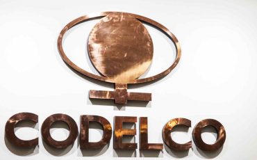 Presidente Piñera nombra dos nuevos directores en Codelco